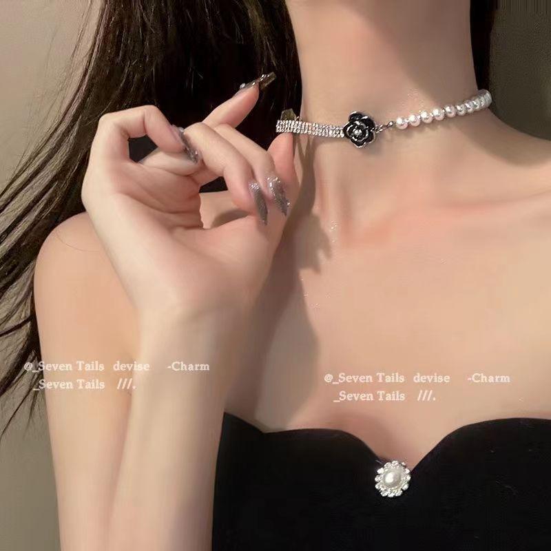 Camellia Love~ French Retro Camellia Pearl Necklace Women's Light Luxury Niche Design Clavicle