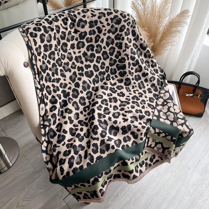 Luxury Leopard Winter Cashmere Scarf Women Design Warm Pashmina Shawl Wraps Bandana Female Thick Blanket Soft Bufanda Foulard
