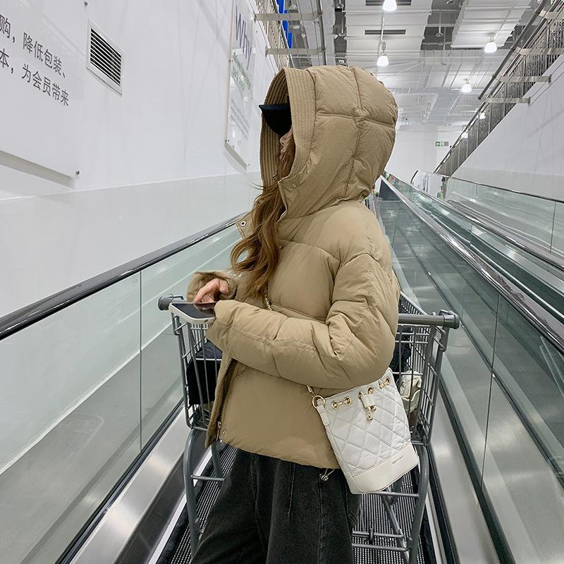 Осень-зима 2023, новый пуховик с капюшоном и бутоном цветка, студентка, короткое утолщенное модное пальто «хлеб»