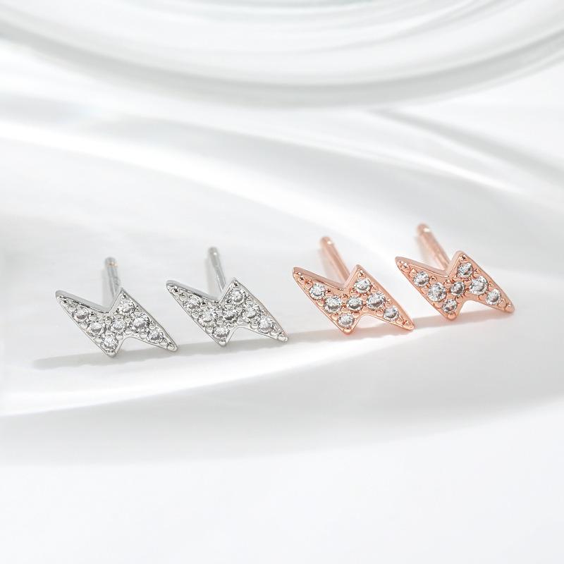 Антиаллергенные мини-серьги Маленькие минималистичные серьги-гвоздики с молниями из циркония в стиле хип-хоп