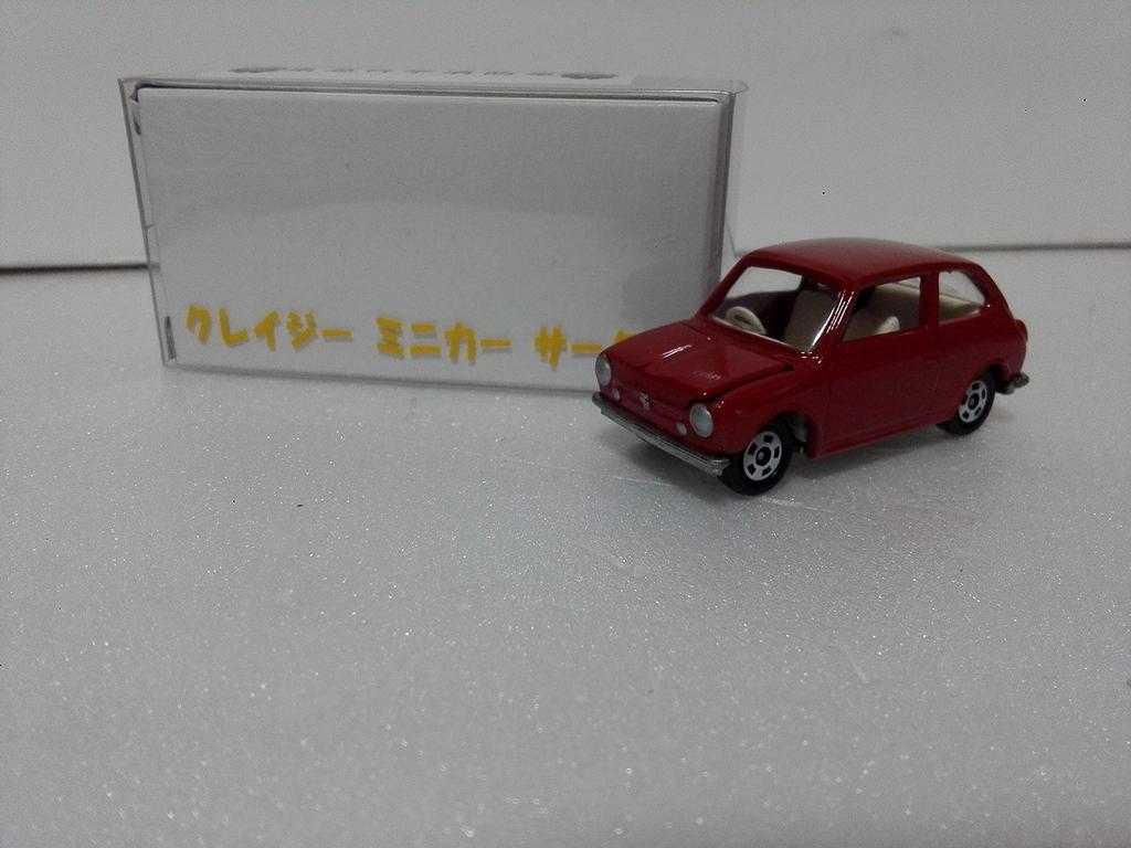 No box, out-of-print Tomica Subaru R2, Made in Japan, Crazy Mini Car Circle, includes case and white box, shipped from Amazon warehouse