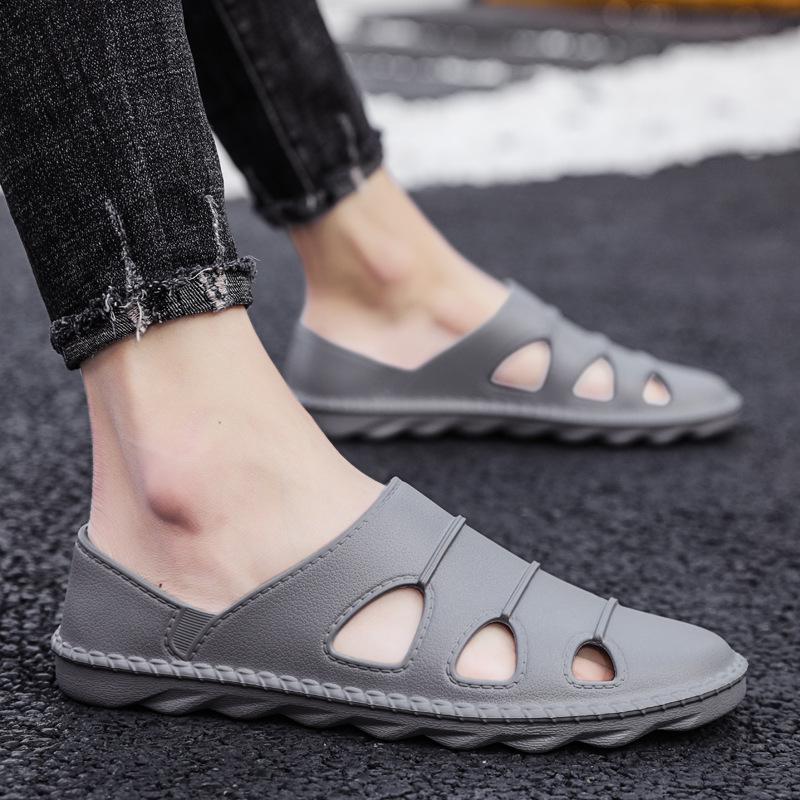 Summer Hollow Beach Men's Doudou Sandals 2025 Trend Simple Fashion Large Size Casual Shoes Driving Shoes