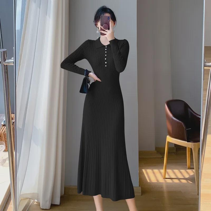 Узкое трикотажное платье А-силуэта с пальто во французском стиле - женская коллекция осень/зима