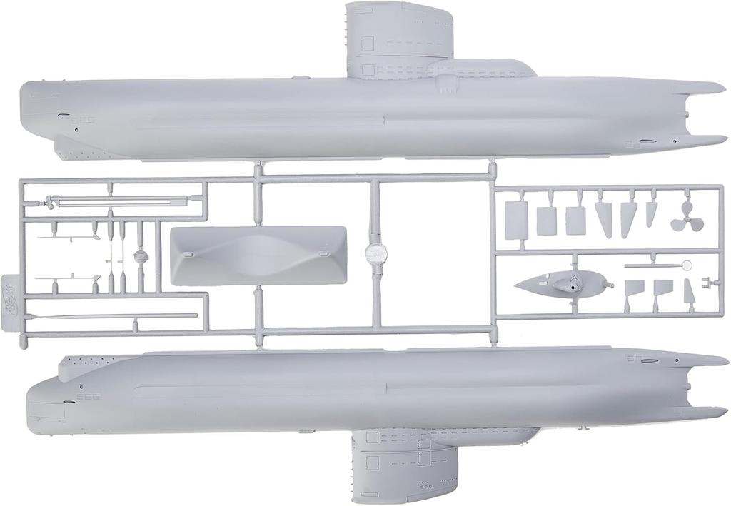 ICM 1/144 Немецкая подводная лодка Тип XXIII Пластиковая модель S004