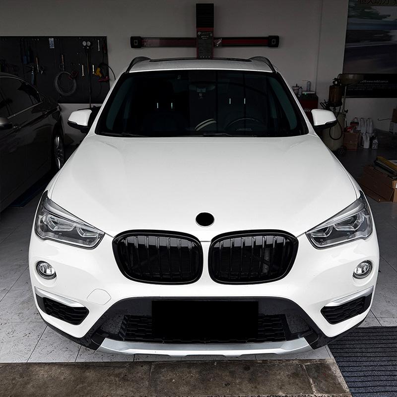 Для BMW X1 F48 2015-2019 Высококачественная ABS Однорядная и Двухрядная Решетка радиатора "Ноздри" Решетка переднего бампера автомобиля Глянцевый черный