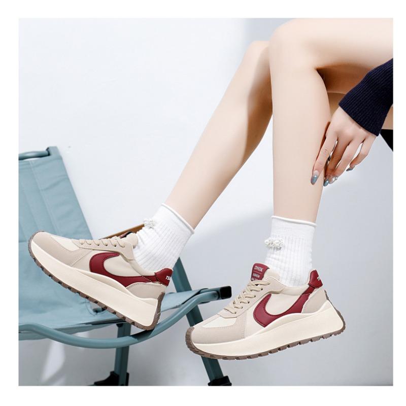 Thick Soled Spring New Street Photography Student Running Shoes for Height Increasing and Casual Wear
