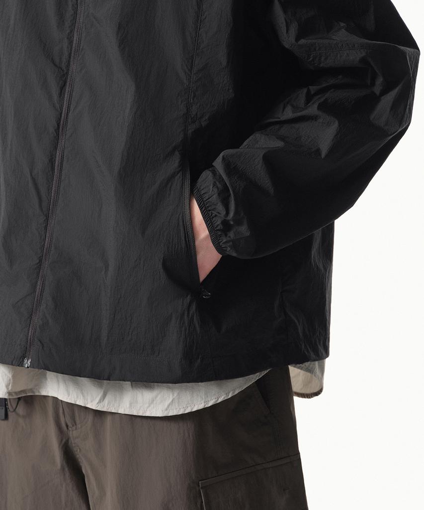 Musinsa Standard [City Leisure] High-Neck Sheer Windbreaker Jacket [Black]