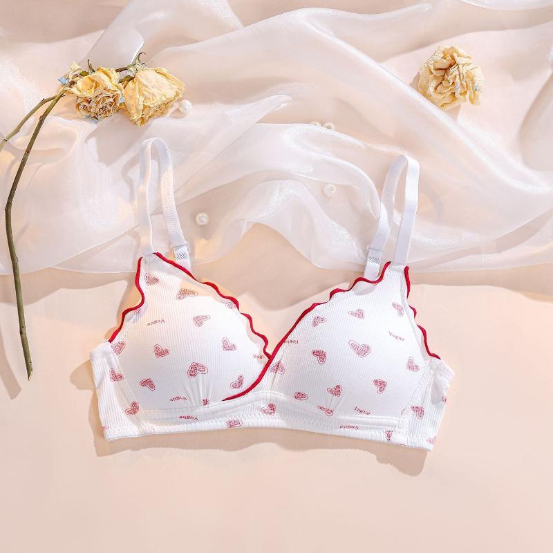 Women's Wireless Student High School Bra with Sweet Heart-Shaped Pads Push Up for Small Bust Comfortable Triangle Cup Underwear