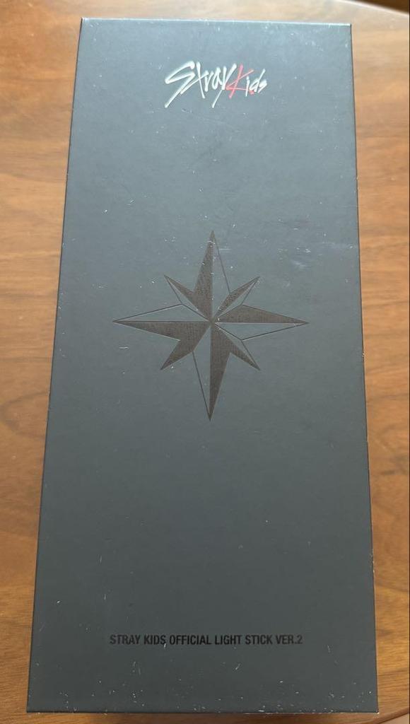 [Б/У] ОФИЦИАЛЬНАЯ СВЕТОВАЯ ПАЛОЧКА Stray Kids VER.2
