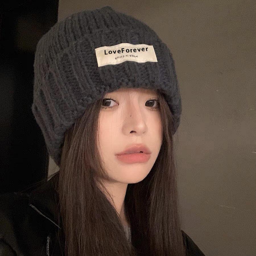 Корейский стиль Бренд Буквенная нашивка Шерстяная шапка для женщин Осень и Зима Японская Универсальная Теплая Вязаная шапка Пара Студент Шапка-пуловер
