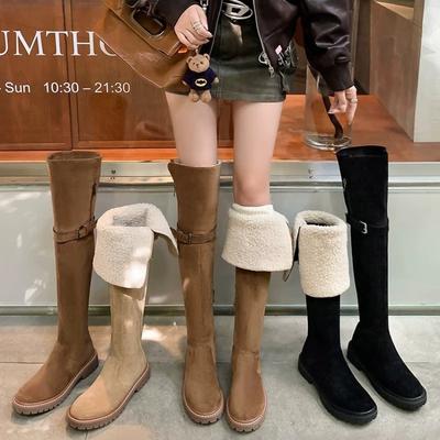 Замшевые ботинки-рыцари с отворотом из овечьей шерсти на плоской подошве 2025 осень и зима новые утолщенные универсальные бархатные зимние сапоги до колена женские