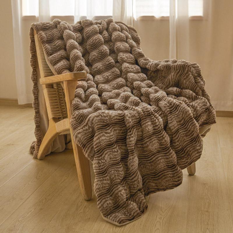 Luxury Solid Color Faux Rabbit Fur Blanket Winter Thickened Warm Faux Fur Blanket Soft Fluffy Throws Blankets for Sofa Bed Naps