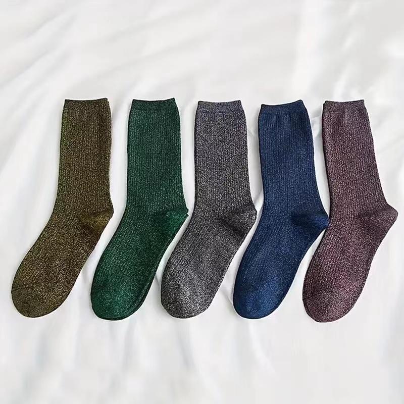 Модные сексуальные блестящие носки в корейском стиле, носки из шелка золотого и серебряного цветов, роскошный дизайн, высококачественные женские носки