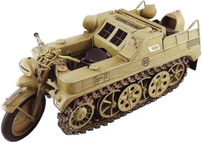 Platz Italeri WW2, немецкая пластиковая модель Kettenkrad IT7404 1/9 (Боевая машина)
