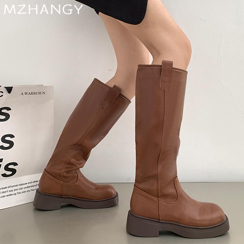 Модные женские высокие сапоги из кожи до колена на плоской подошве, модные тенденции 2024 года, новые ботинки «Челси», прогулочные зимние брендовые зимние мотоциклетные ботинки