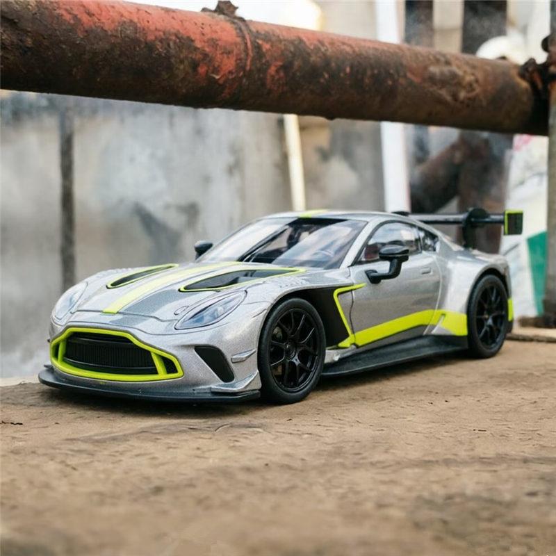 1:24 BMW M4 GT3 Alloy Sports Car Model Diecasts Metal Racing Car Vehicles Model Simulation Sound Light Collection Kids Toys Gift