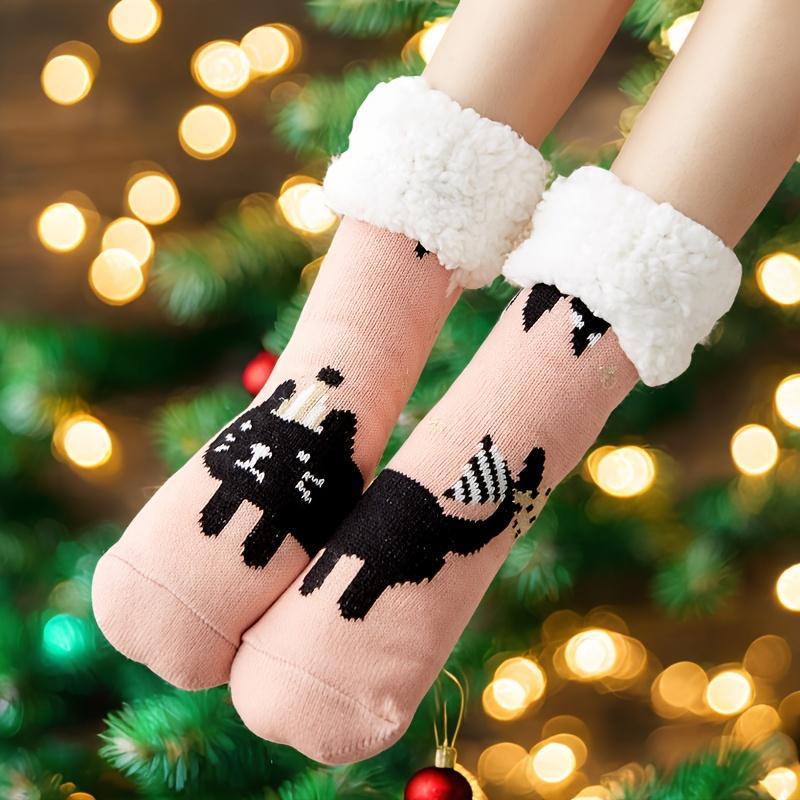 1 pair of Christmas fleece-lined warm socks, soft and comfortable mid-calf socks, women's floor socks and socks