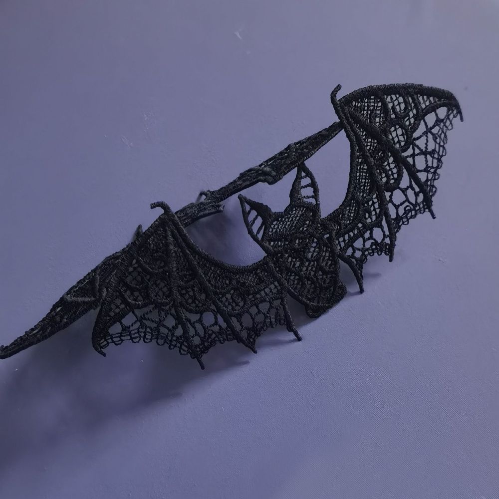 Realistic Lace Bat Pendant Lightweight Halloween Room Decoration  for DIY Clothing  Home Decoration