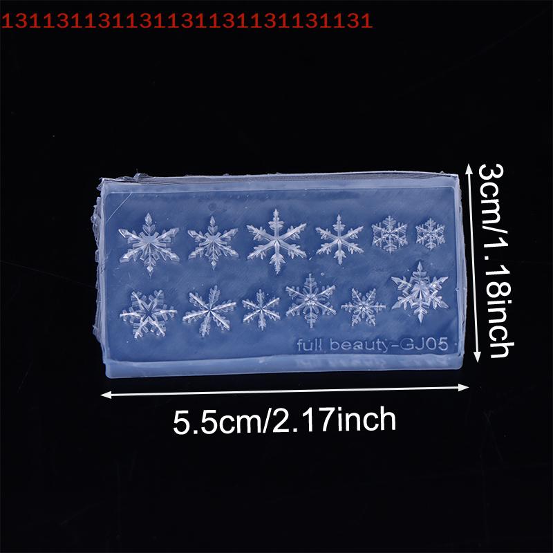 1PCS 3D Embossed Soft Stamping Plate Reusable DIY Gel Stencils for Christmas Carving Winter Snowflake Silicone Nail Art Mold