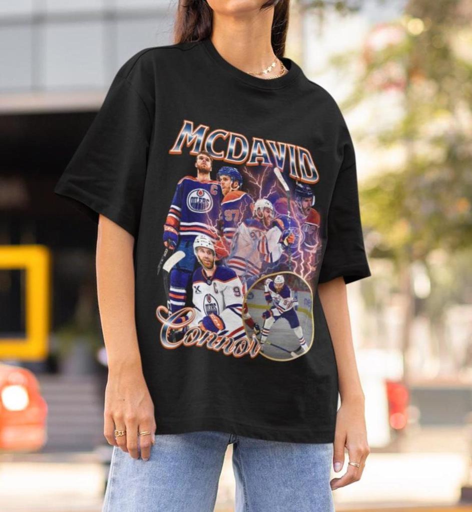 Connor McDavid Tee Shirt Vintage 90s Edmonton Oilers NHL Hockey Design Retro Bootleg Gift Classic Graphic Tee Unisex T-Shirt Limited Edition