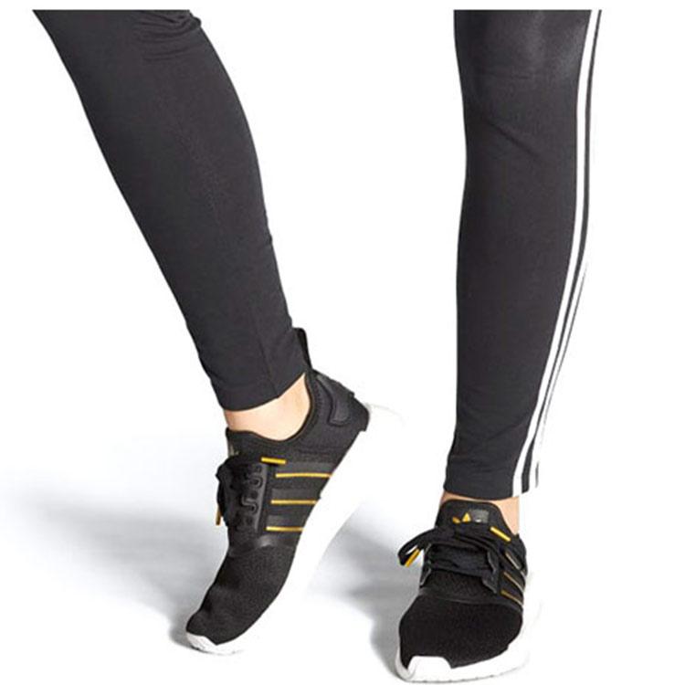 Adidas Женские кроссовки NMD_R1 Black Gold Metallic Core-Black Crystal-White FW6433