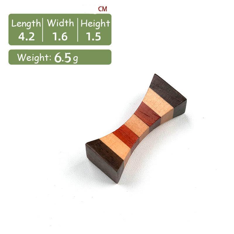 Полка для хранения в отеле. Держатель для палочек для еды. Полка для деревянных палочек для еды. Украшение кухни. Посуда для ресторана.