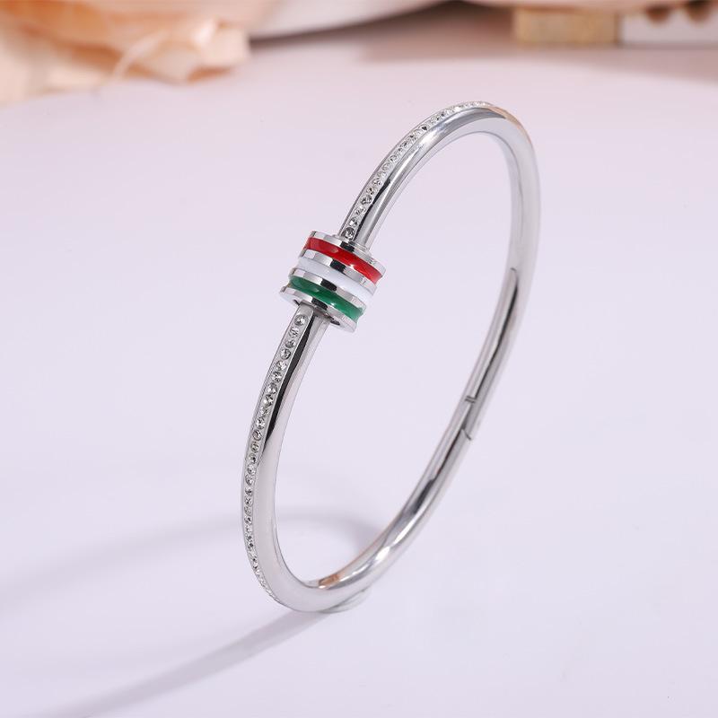 Titanium steel bracelet gold high version temperament zircon bracelet women's light luxury fashion elegance does not fade simple bracelet