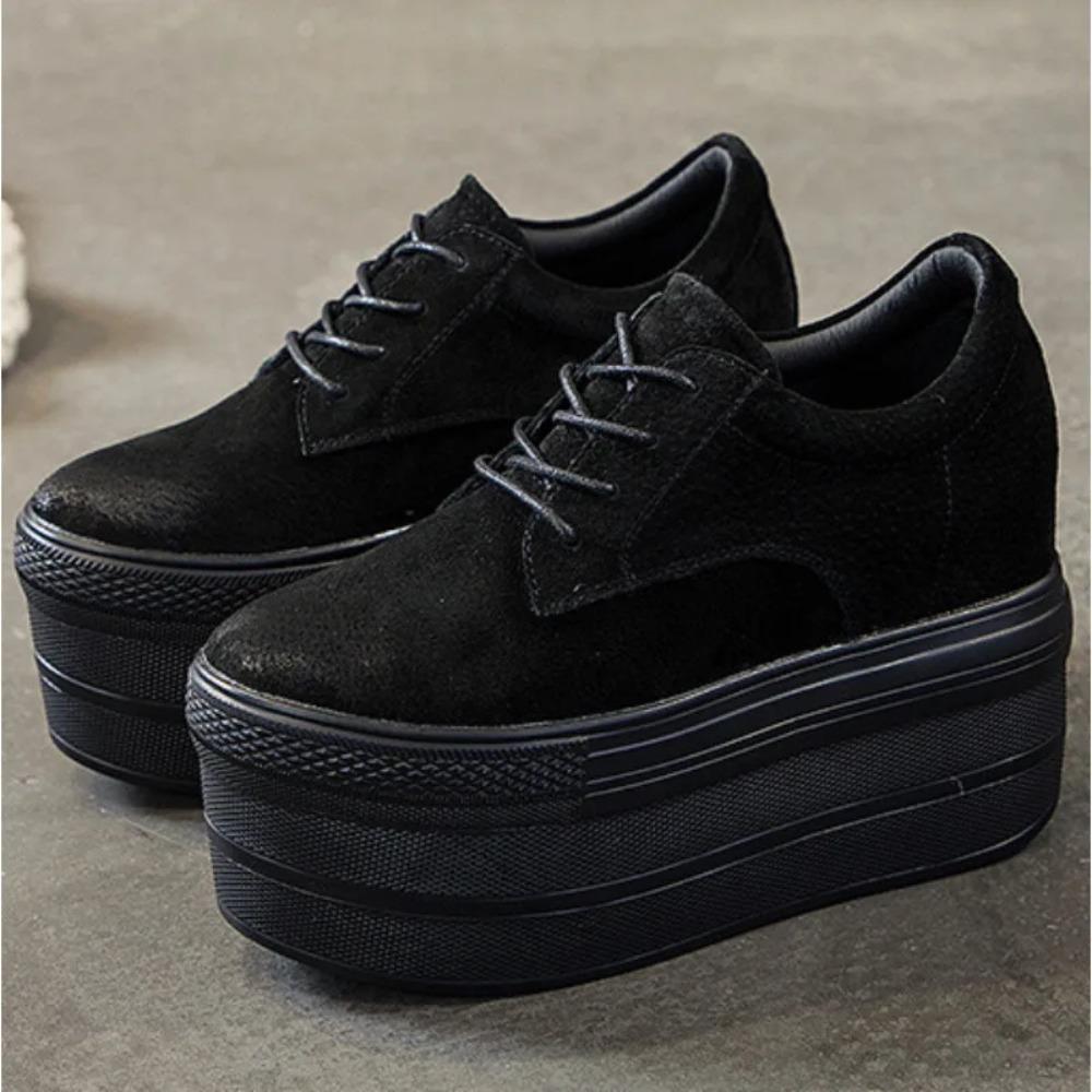 Модная обувь Matsu Cake для женщин Весна Новая Толстая подошва Внутреннее увеличение роста Ретро цвет Полировка Одиночная обувь Женская обувь на платформе Каблуки