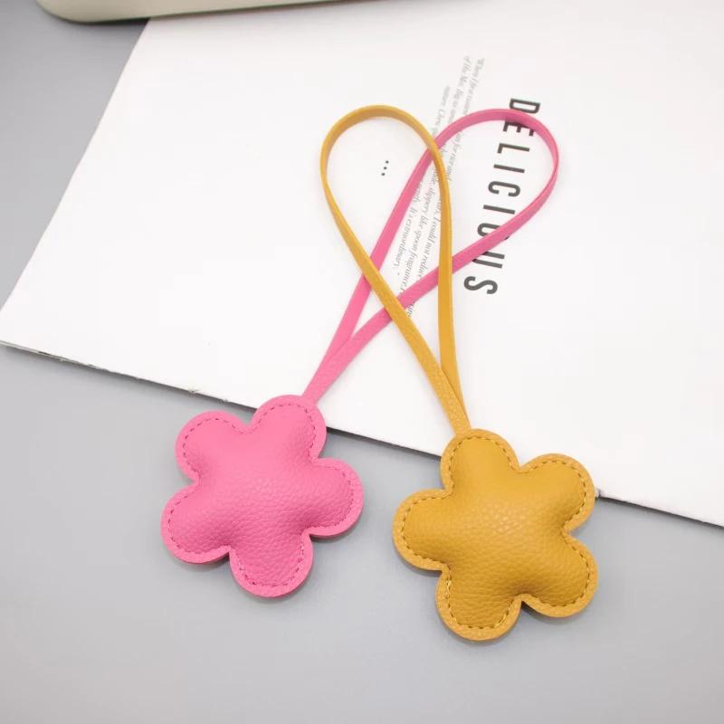 Новая кожаная модная цветочная сумка изысканный кулон простой цветок ручная веревка автомобильный кулон милый брелок для ключей ювелирные изделия оптом