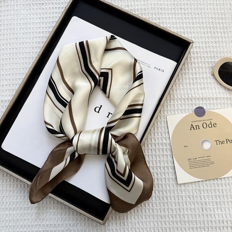 70 Square Scarves, New Silk Scarves, Fashionable and Versatile Bags, Tied Hair Scarves, Headbands, Neck Protectors, Scarves, Shawls.