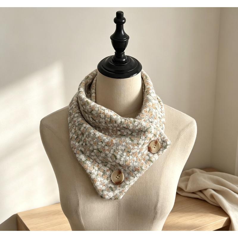 Cream Polka Dot Button Scarf for Women in Autumn and Winter Atmosphere, Warm Scarf for Students