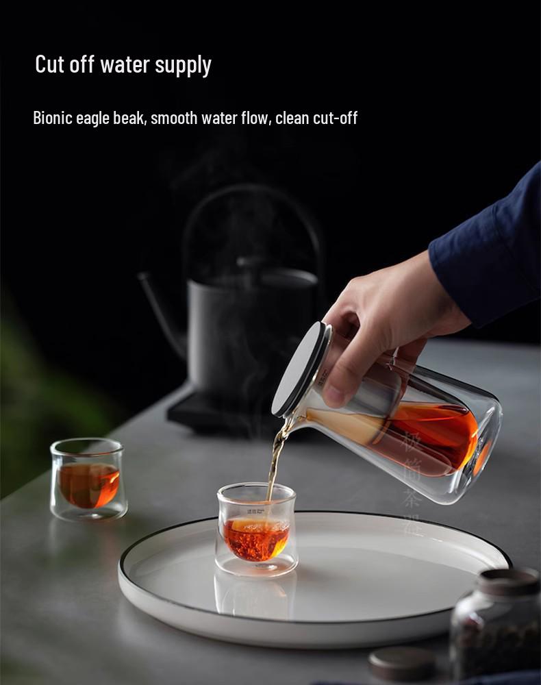 Magnetic Floating Cup with One-Button Tea Water Separator – Press-Type Lazy Person Tea Infuser