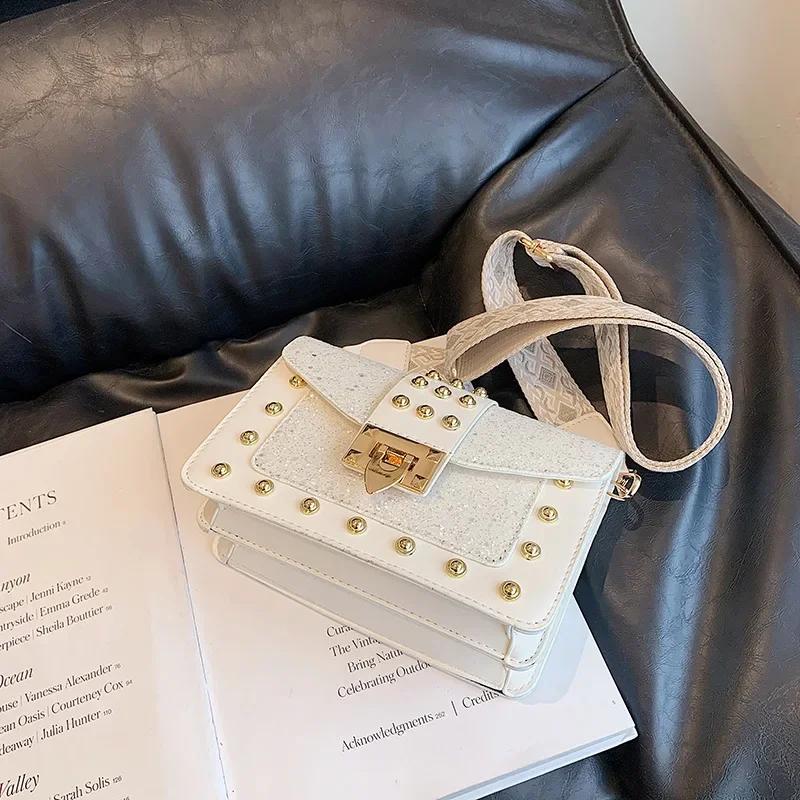 Модная женская сумка через плечо с заклепками из лакированной кожи, широкая сумка через плечо, женская модная маленькая квадратная сумка через плечо с пайетками