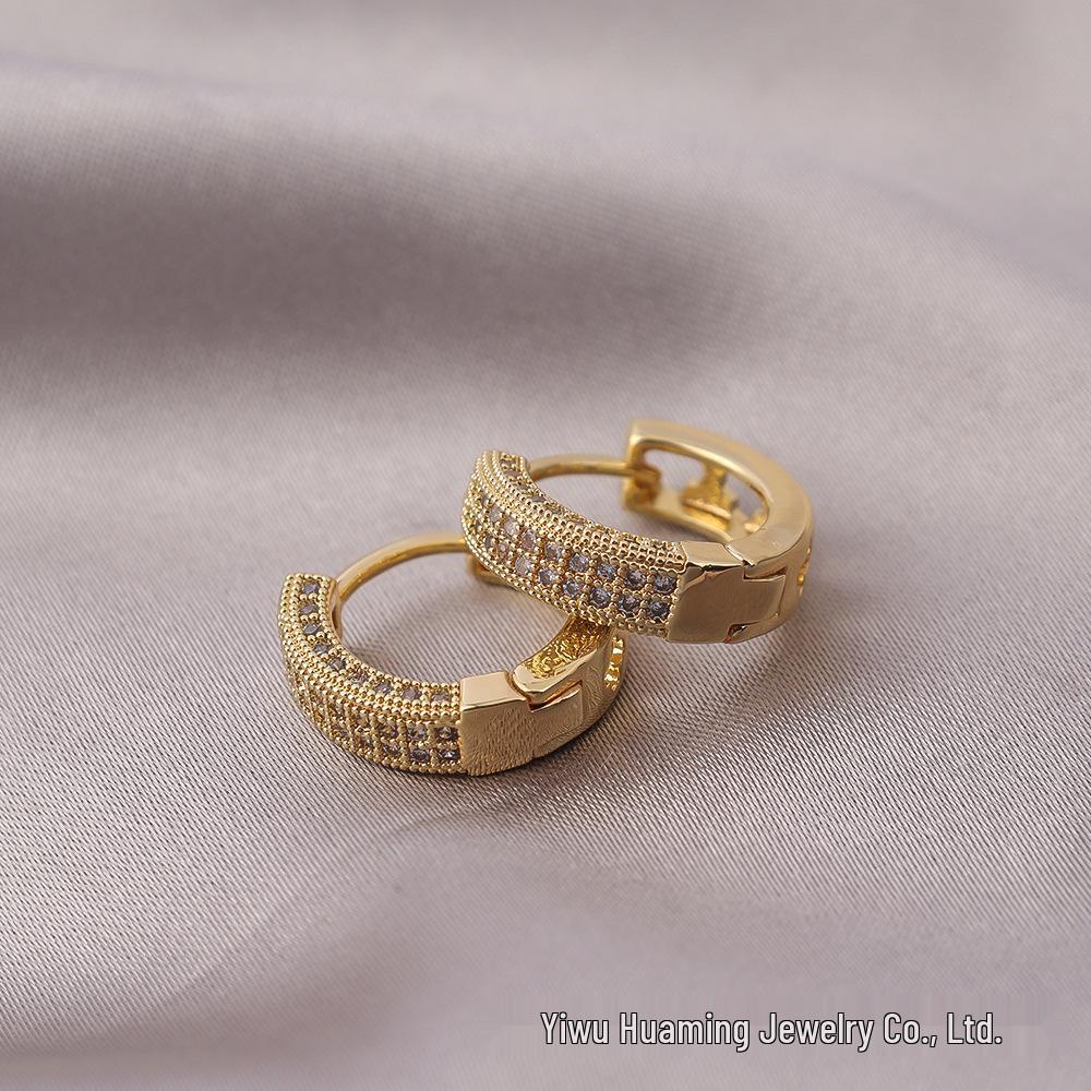 Французские серьги-пусеты с цирконами и бриллиантами в стиле легкой роскоши - Универсальные и трендовые стили