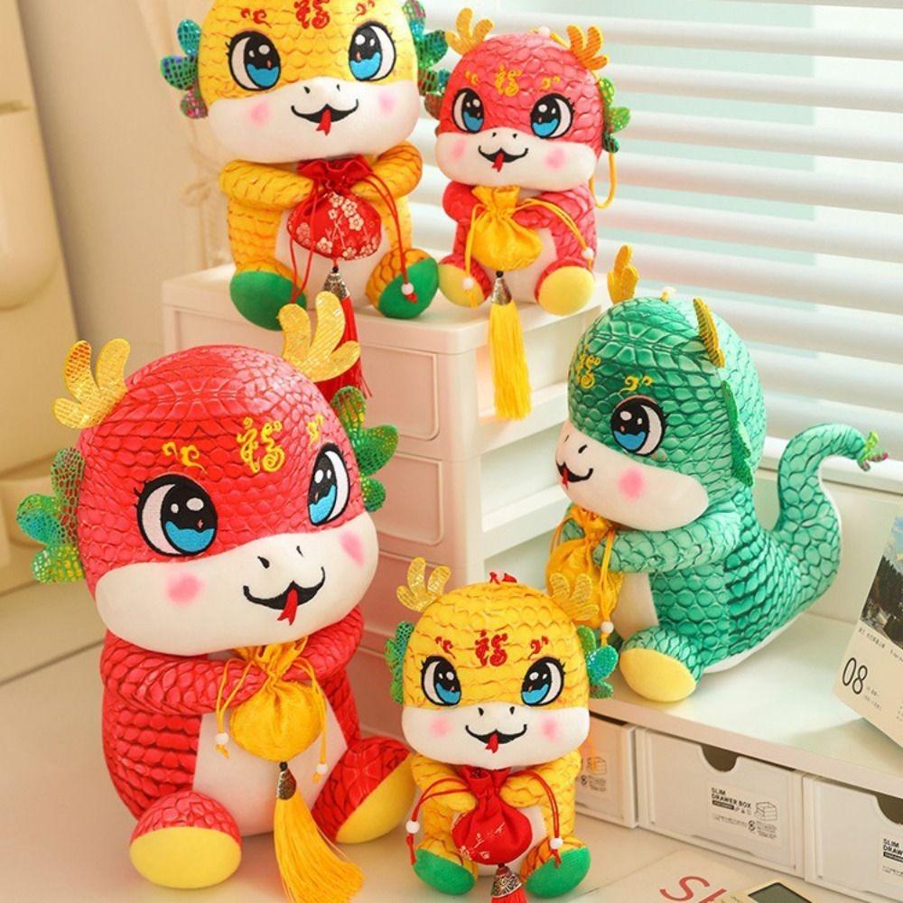 Мягкие куклы 2025 года Змеиного года, симпатичные подвесные украшения для автомобилей, модные плюшевые фигурки змеи, подарок