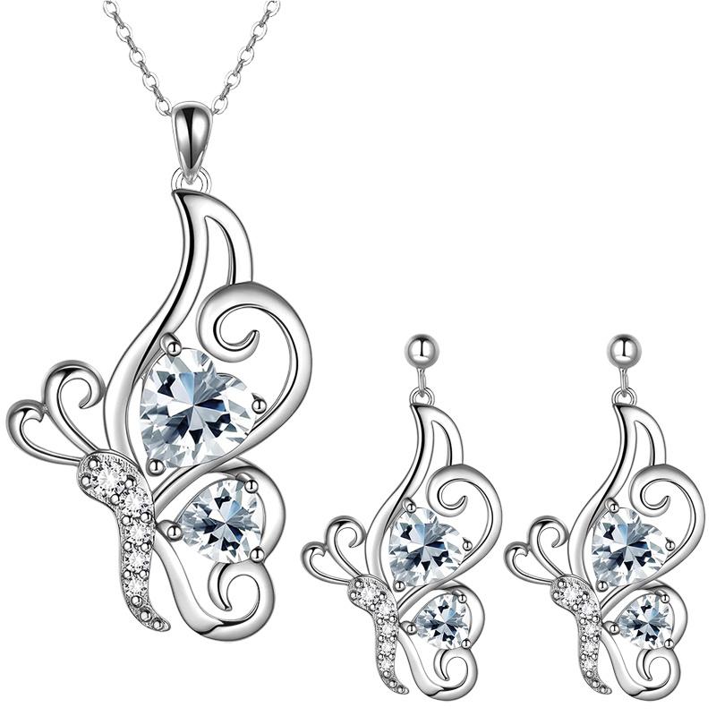 One Set3Fashionable and unique butterfly design necklace and earrings are perfect for Valentine's Day, anniversaries, birthdays, and parties