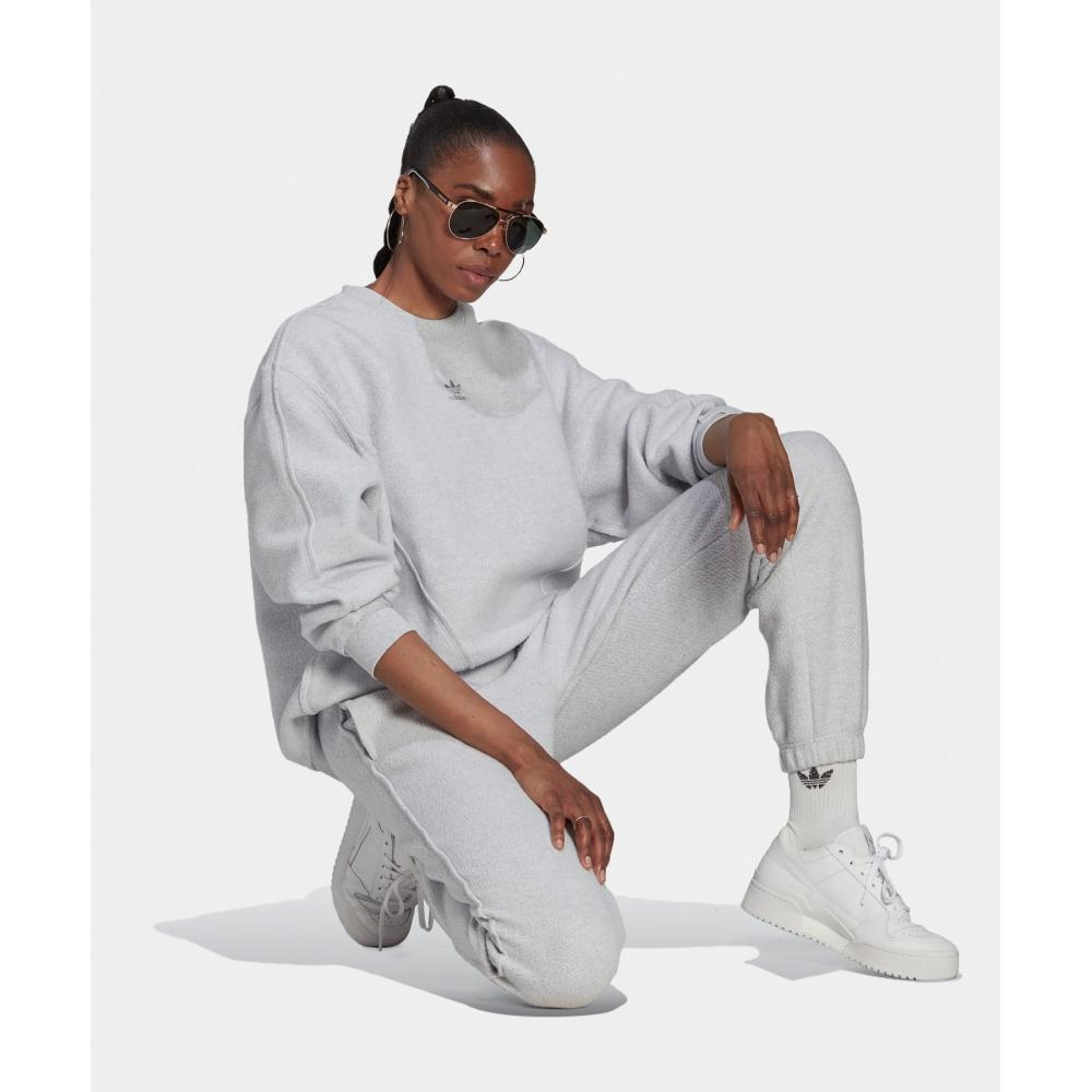 Adidas Спортивные штаны серые Hl9147