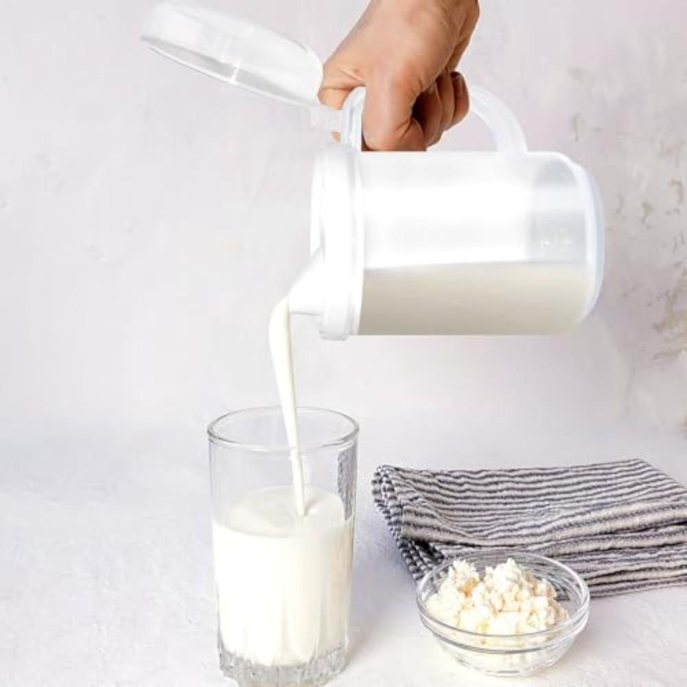 Child Safe Pitchers Easy Pour Pitchers Mini Pitchers Anti-Drip Spout