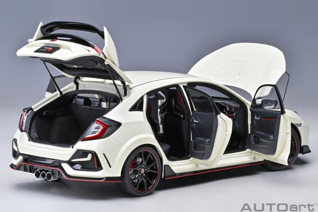 AUTOart 1/18 Scale Honda Civic Type R (FK8) 2021 Championship White Finished Product