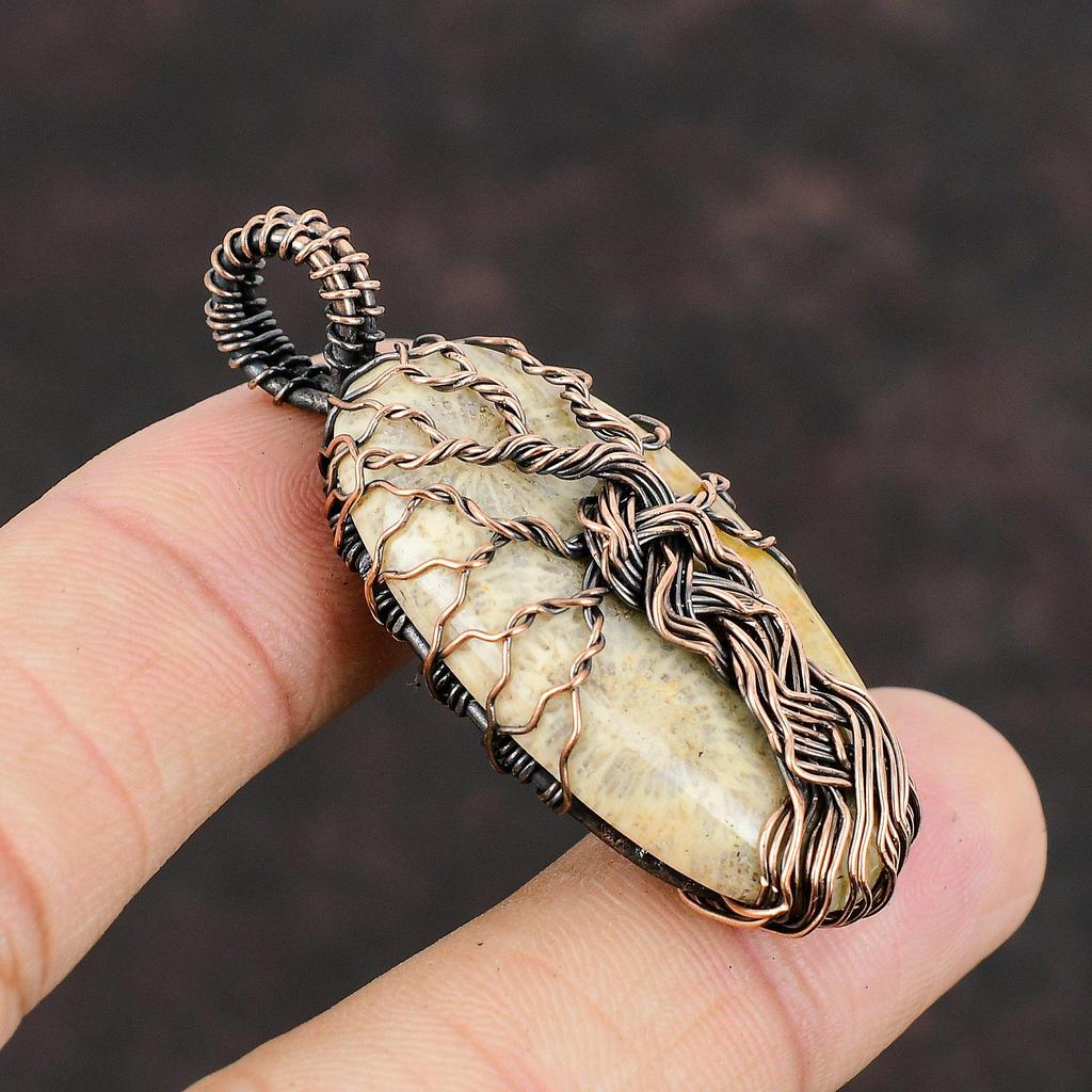 Подвеска из коралла «Дерево жизни», подвеска из драгоценного камня, подвеска из медной проволоки, подвеска ручной работы из проволоки, дизайнерская подвеска, подвеска в виде обертки