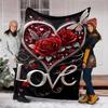 1pc Heart Roses Butterfly Love Outdoor Blanket - Lightweight Flannel Throw For Travel, Camping, Livingroom, Couch, Chair yy251114235