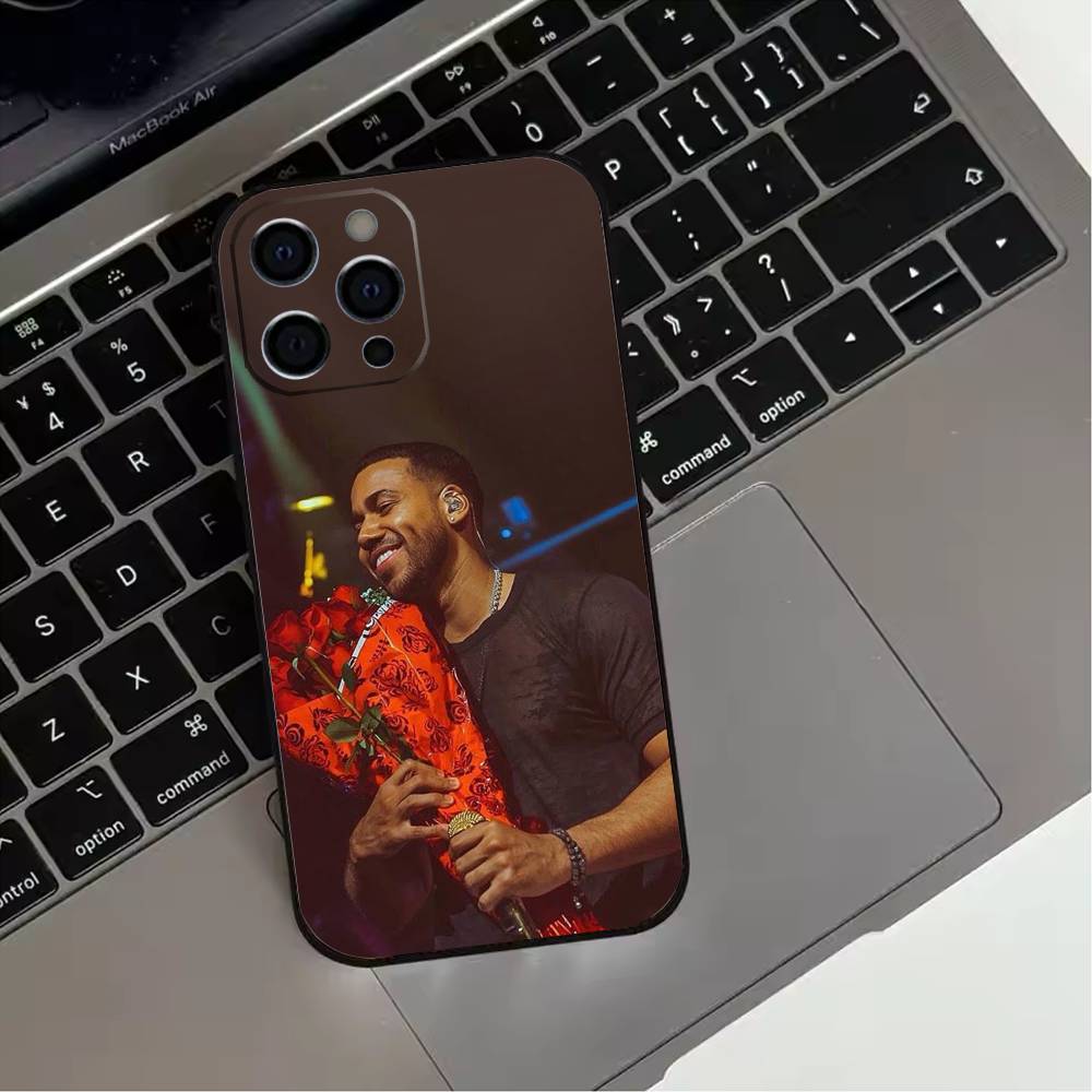 Singer Romeo Santos Phone Case For iPhone 17,16,15,14,13,12,11 Plus,Pro Max,XS,Soft Silicone Black Cover