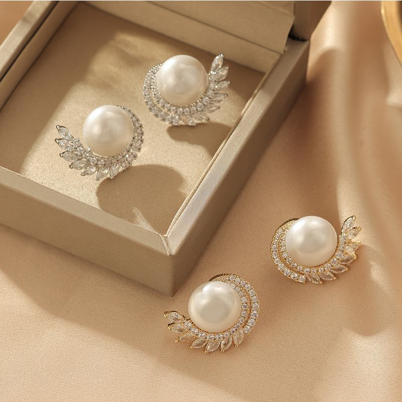 Niche High-End Korean Pearl Stud Earrings Light Luxury Women'S Earrings Versatile Retro Earrings Earrings~