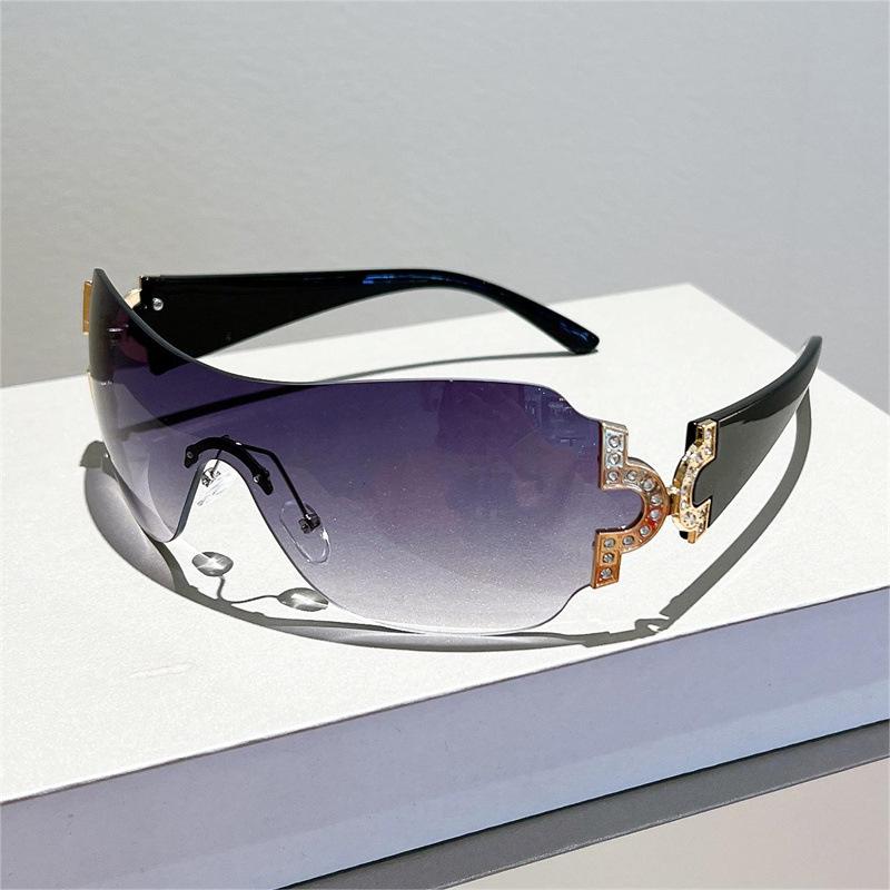 Безободковые Дизайнерские Солнцезащитные Очки Женские Оверсайз Трендовые Роскошные Солнцезащитные Очки Заклепка Бриллиант Панк Большие Очки Uv400