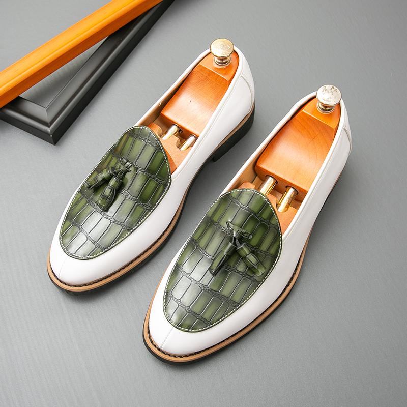 Fashion Fashion New Luxury Designer Men's Pointed Tassels Wedding Shoes Male Slip On Loafers Formal Dress Footwear Zapatos Hombre