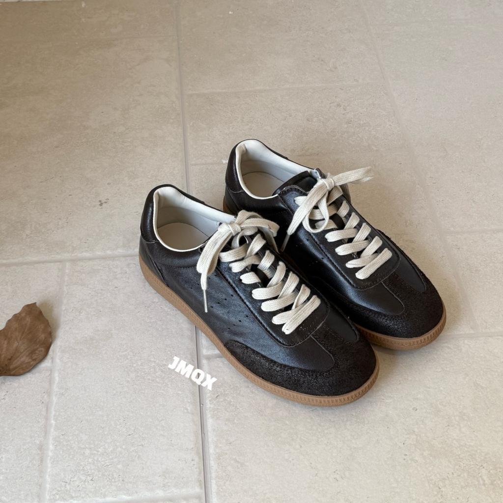 Европейский красный немецкие тренировочные туфли женские 2025 осень новые кожаные на плоской подошве ретро классические спортивные и повседневные универсальные кеды