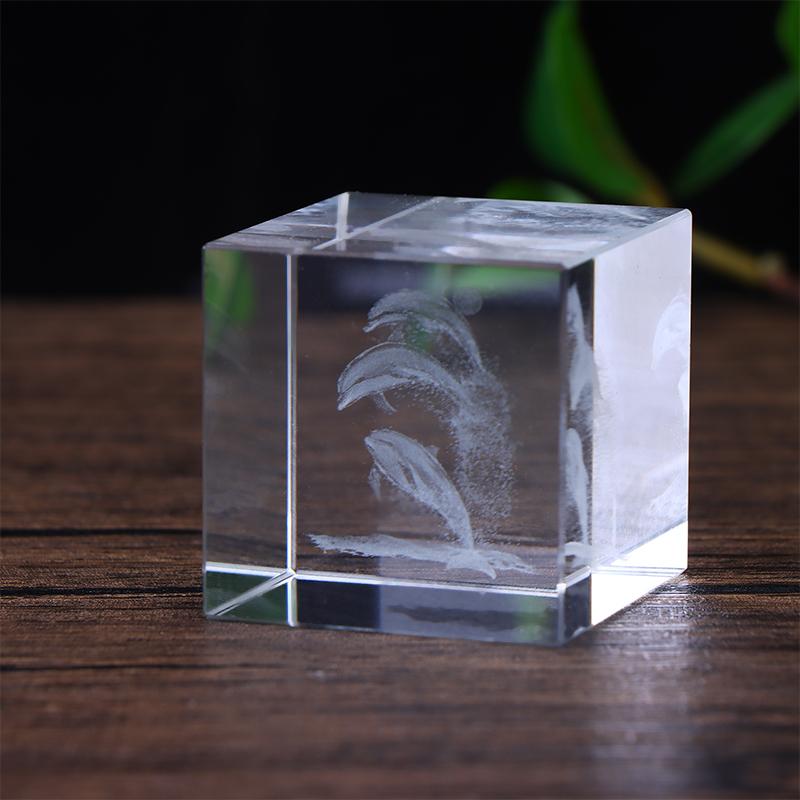 Кристаллический куб 4 см - 3D внутренняя гравировка Луна/Сердце Галактика Парящий декор, Настольное украшение Подарок для женщин/мужчин