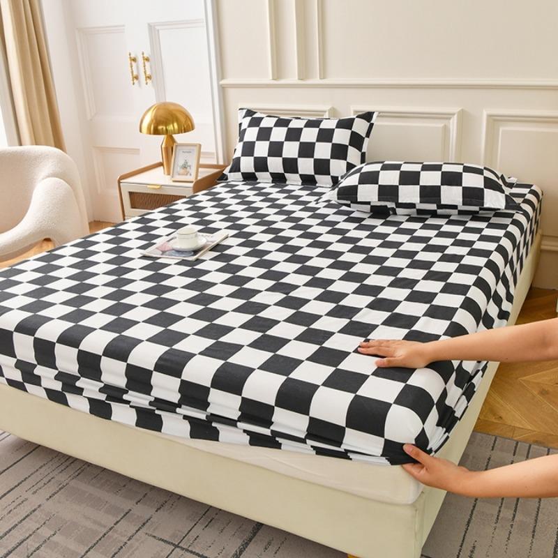 3 Piece Black and White Checkered Fitted Sheet Set Soft Microfiber Geometric Plaid Bedding with Pillowcases for Bedroom