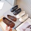 Обувь для девочек Модные однотонные повседневные туфли Мэри Джейн Мягкие балетки Детские кожаные туфли Удобные мокасины для малышей