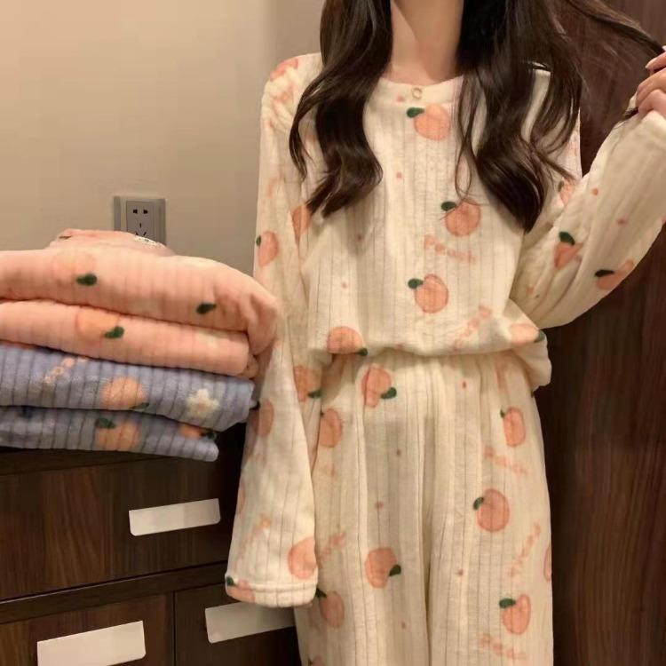 Теплый Утолщенный Женский Повседневный Свободный Пижамный Комплект Мишка Бантик Яблоко Сладкая Милая Домашняя Одежда Можно Носить На Улицу Осенне-Зимний Наряд